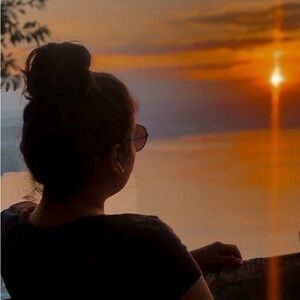 Meet your Posher, Monica